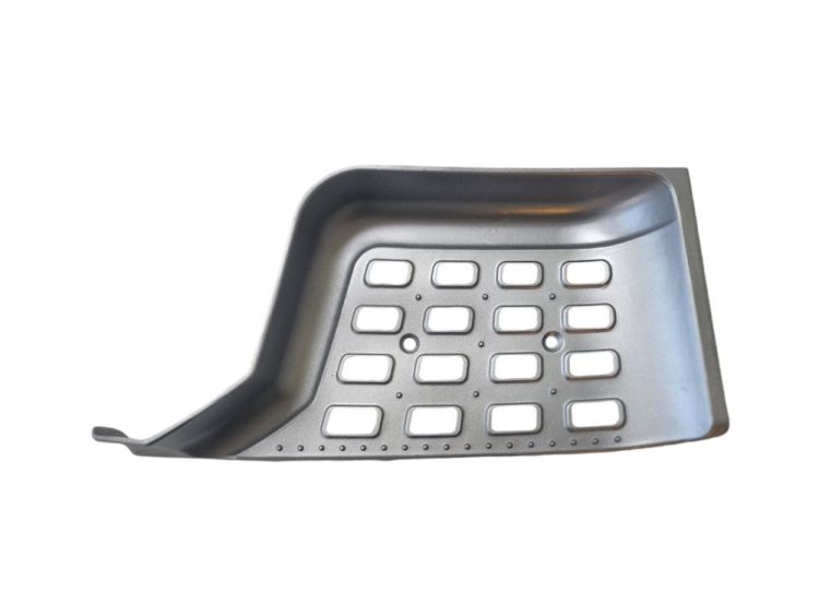 DAF  - Step Plate R/H - Lower (14-On)